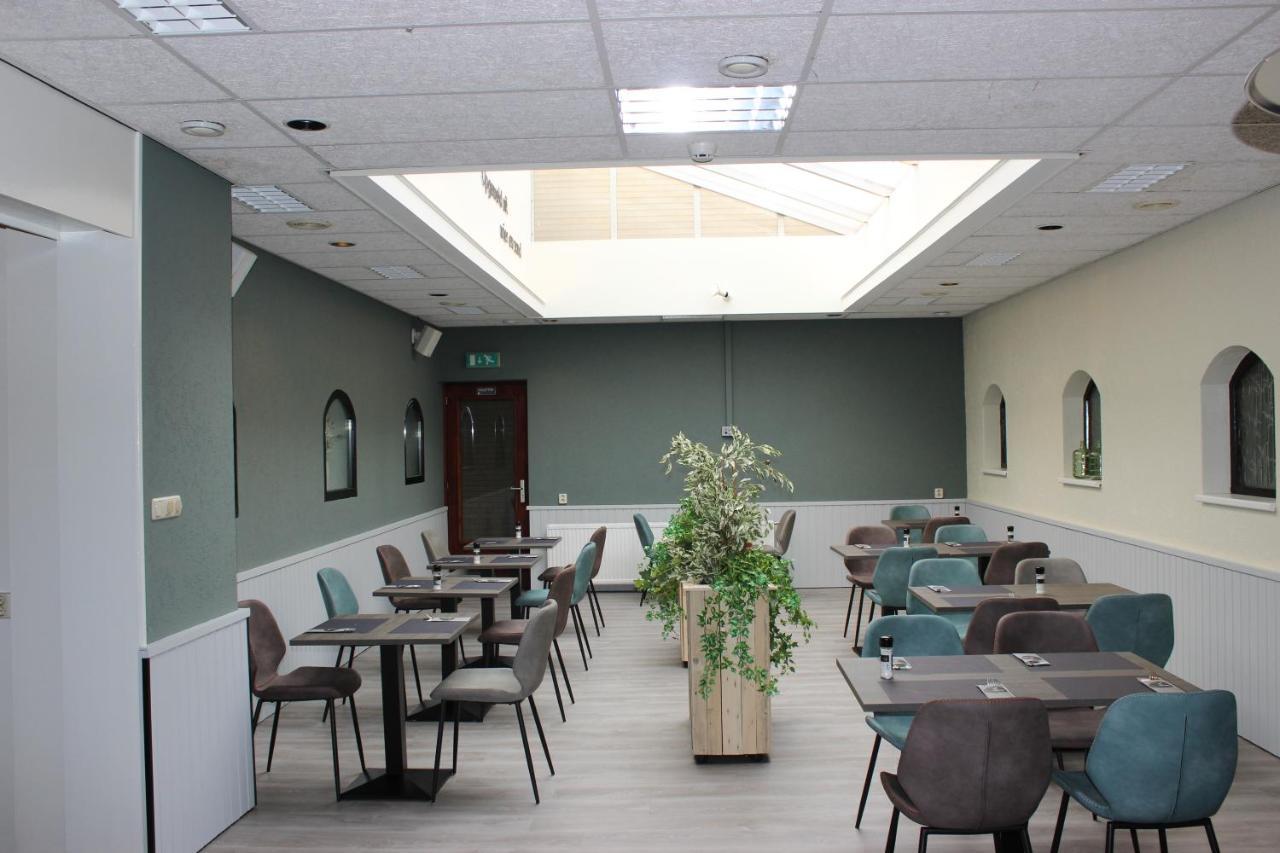 Hotel "De Klok" Buren  Kültér fotó