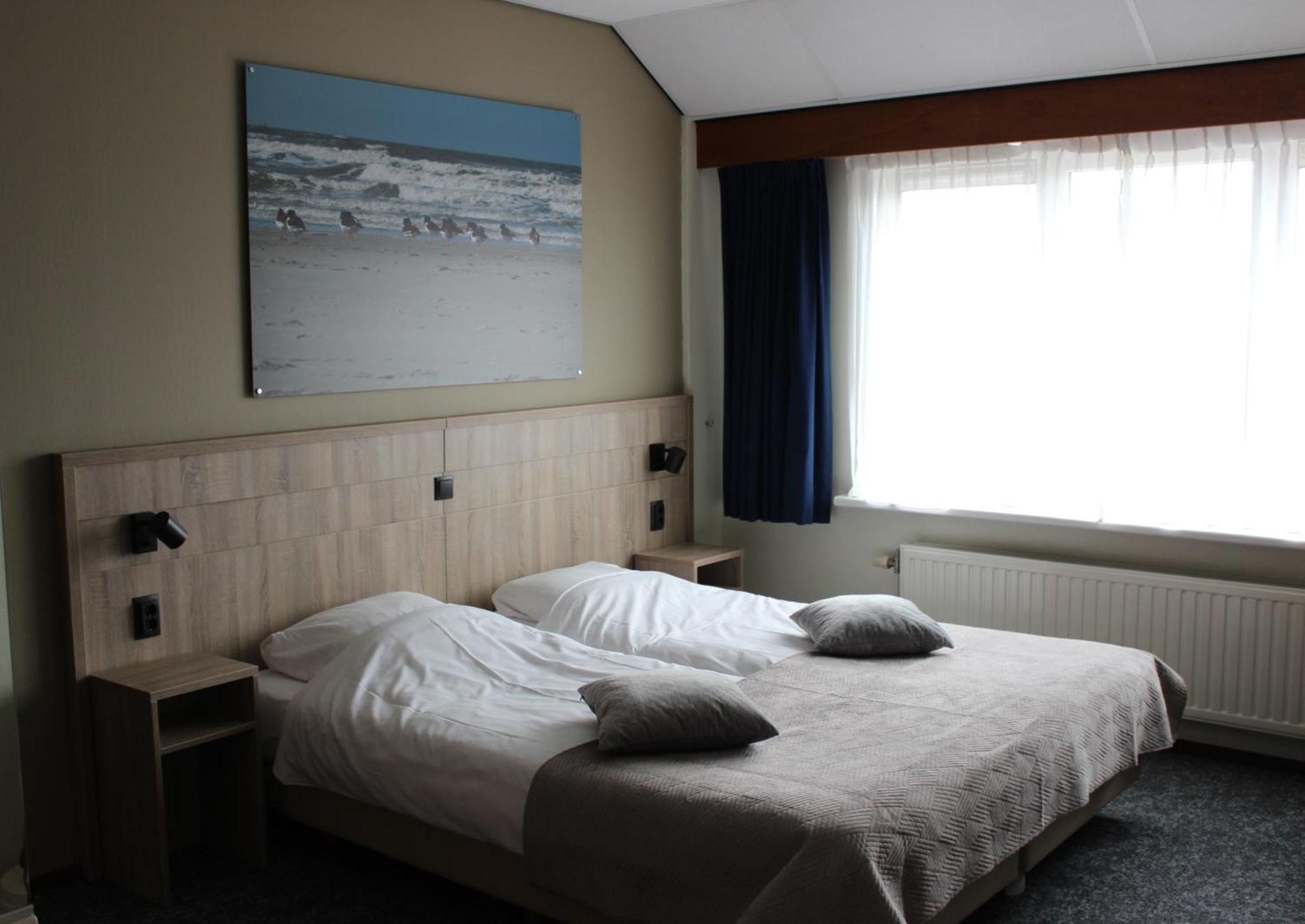 Hotel "De Klok" Buren  Kültér fotó