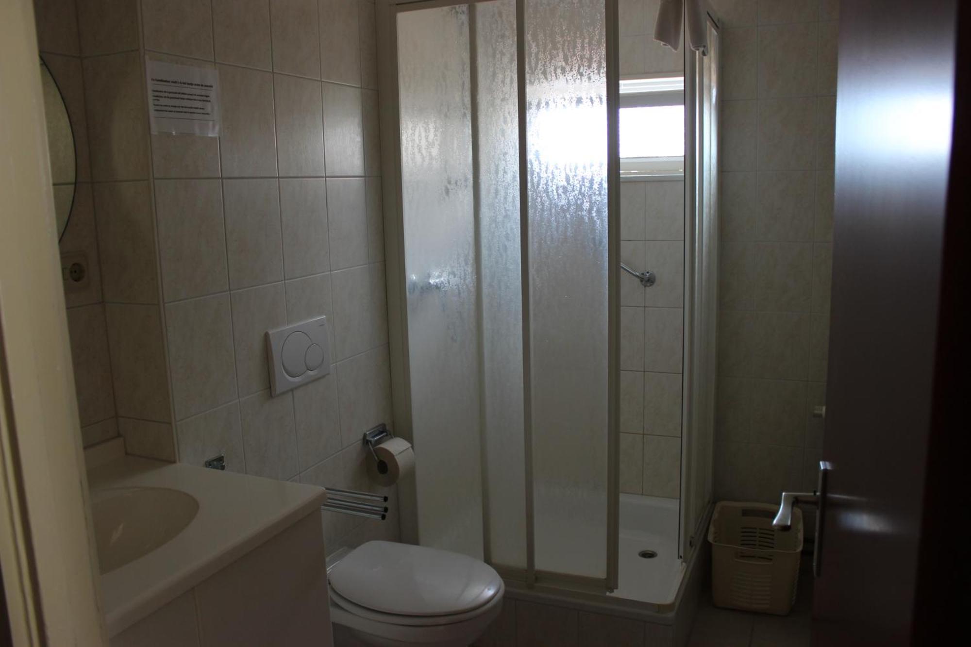 Hotel "De Klok" Buren  Kültér fotó