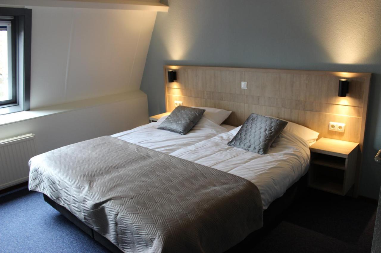 Hotel "De Klok" Buren  Kültér fotó